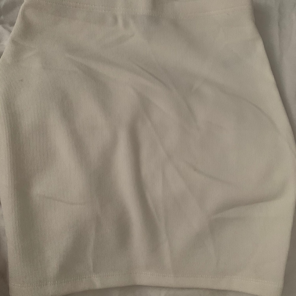 white pencil skirt